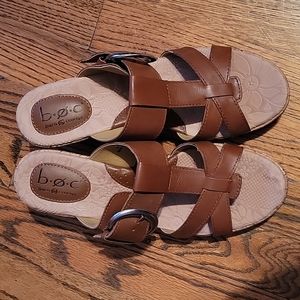 NWOT Size 9 B.O.C. Born Concept slip-in wedge sandals
